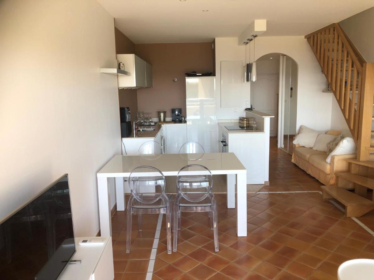 Saint Tropez, En Front De Apartment Ramatuelle